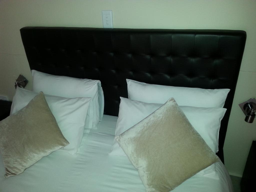 Discovery Guest House Windhoek Buitenkant foto