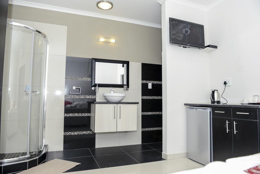 Discovery Guest House Windhoek Kamer foto