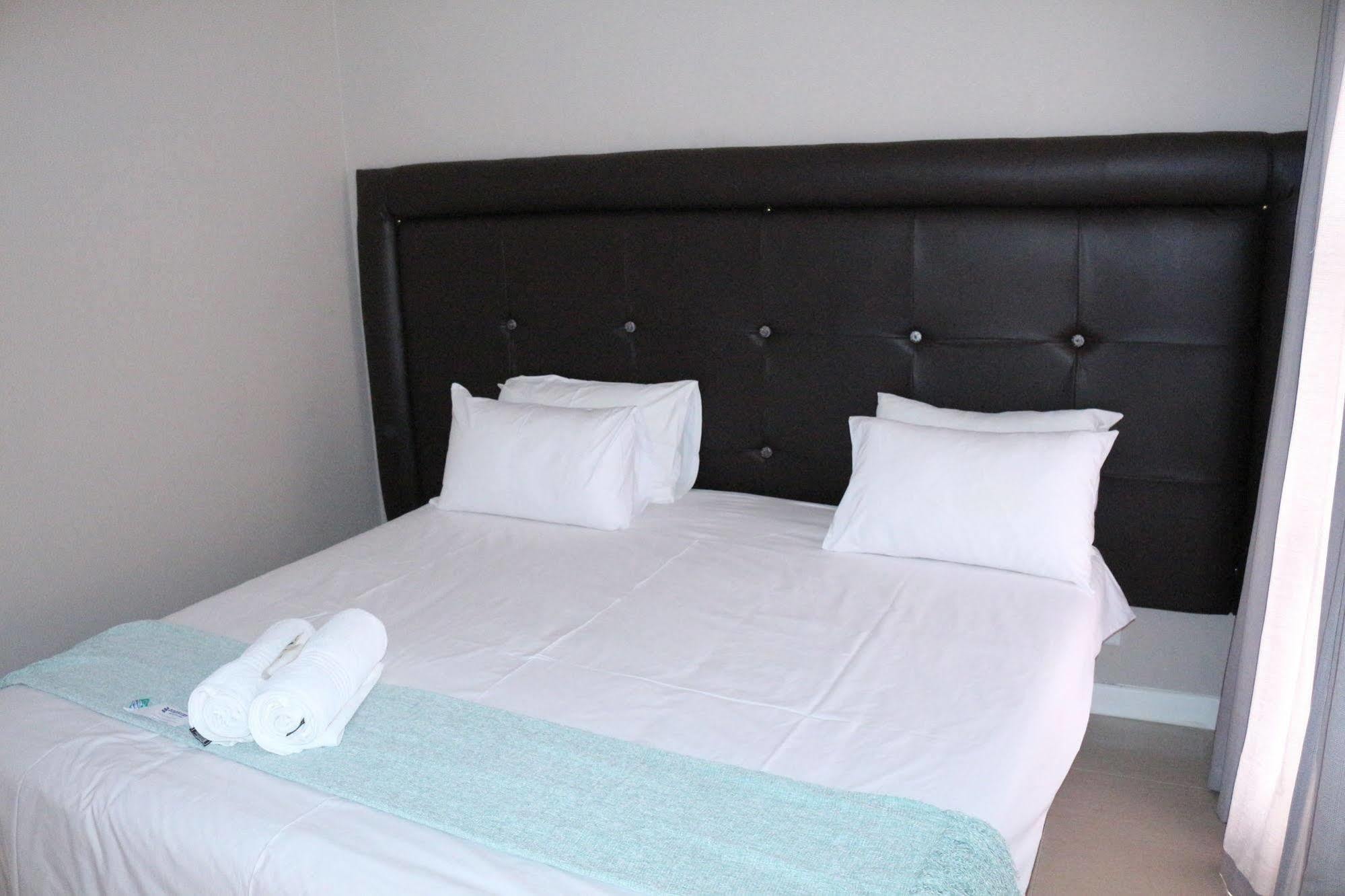 Discovery Guest House Windhoek Buitenkant foto
