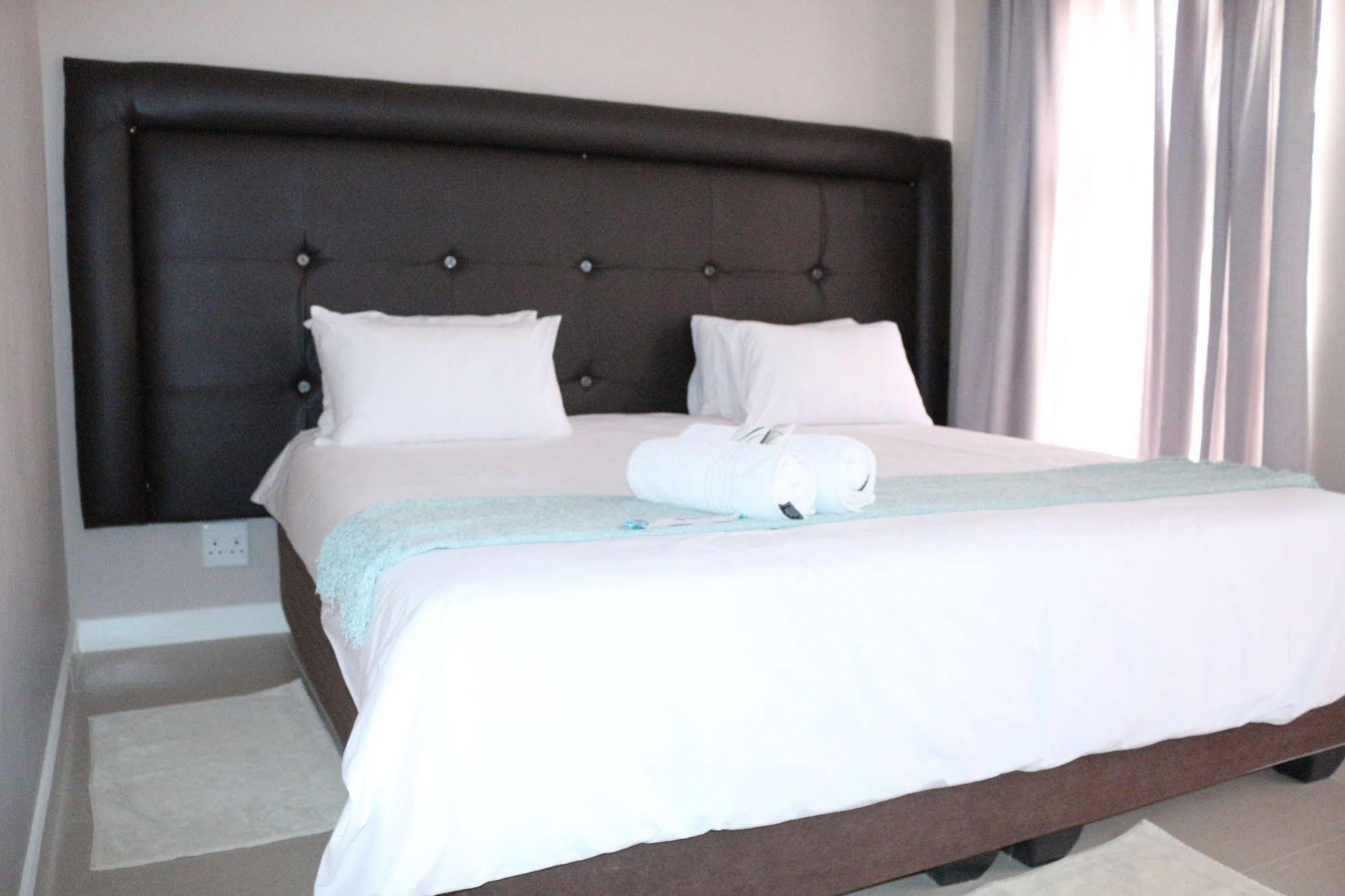 Discovery Guest House Windhoek Buitenkant foto